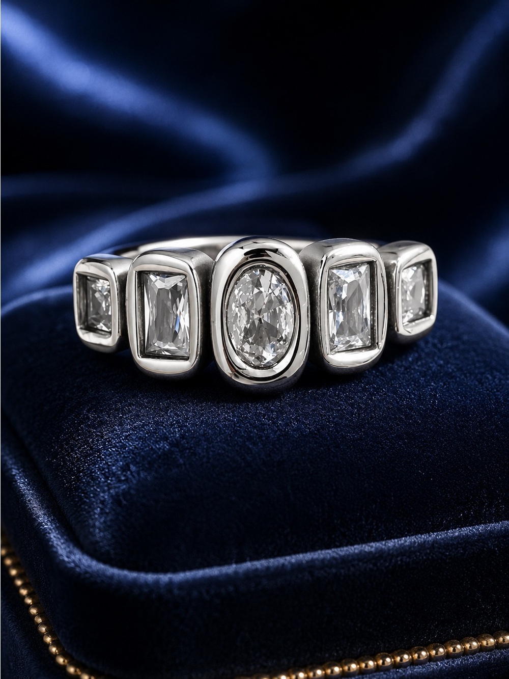 Geometric Clear Zircon Ring silver color - Picture 2 of 9